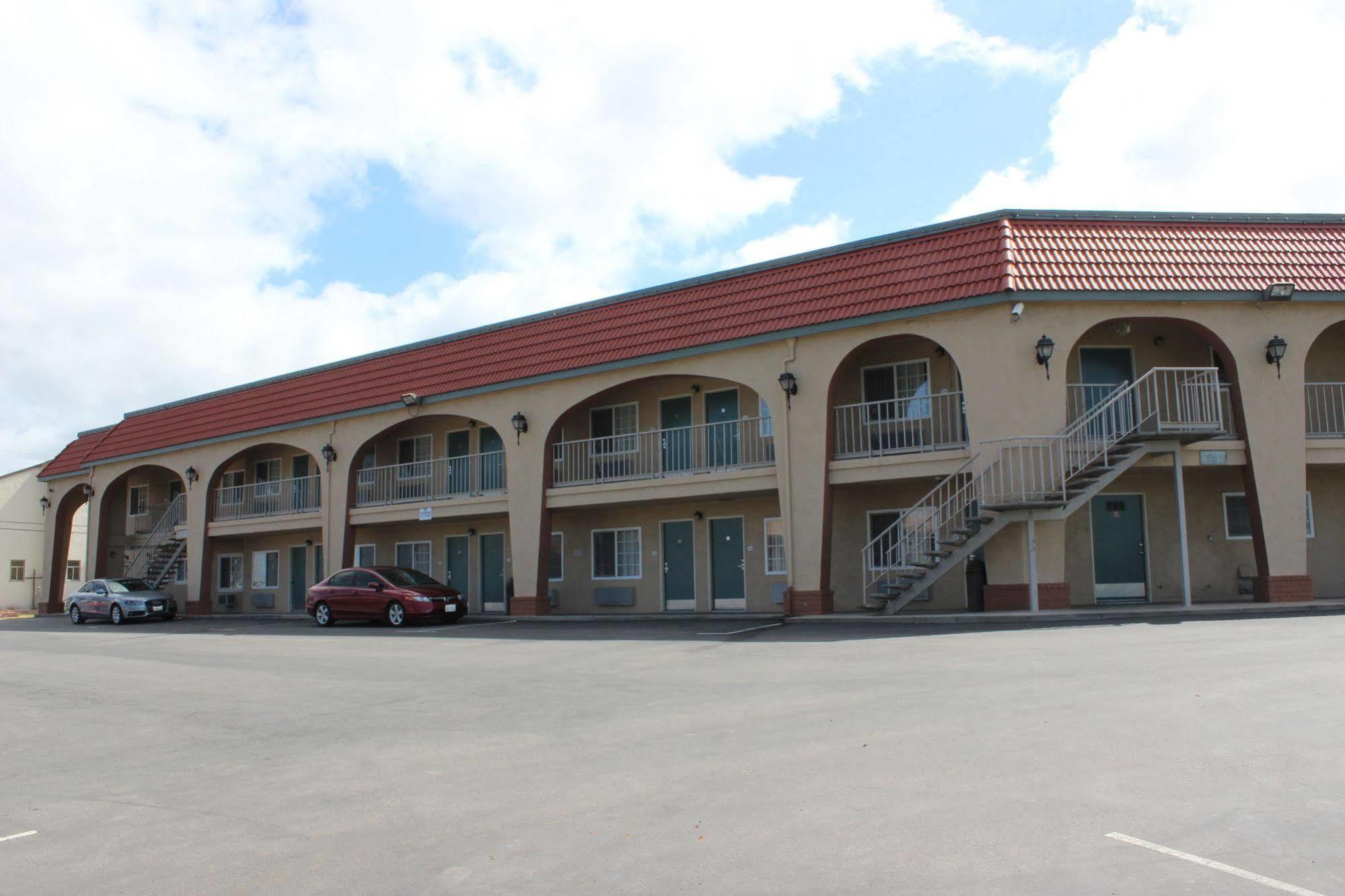 Salinas Inn المظهر الخارجي الصورة